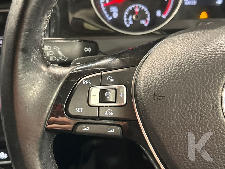 2018 Volkswagen Golf - image 19