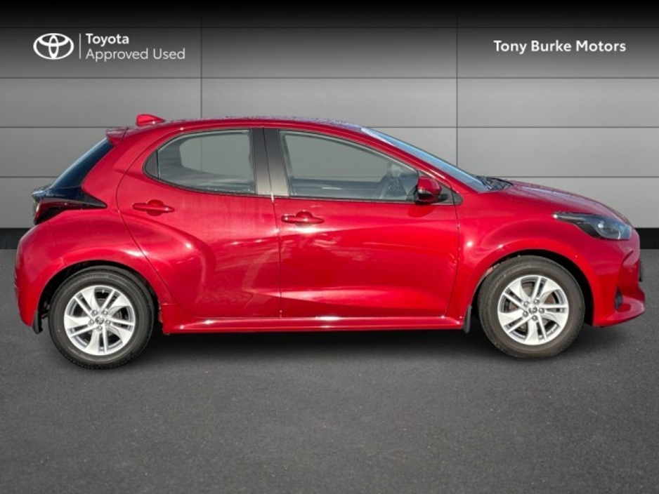 2023 Toyota Yaris - Petrol - New Generation - Luna Edition - 1.0 - 5dr - Manual - Only 23,236kms - EUR 200 Tax // Front Electric Windows // Rear Electric Windows // USB Connection // Apple Carplay // Android Auto €22,795
