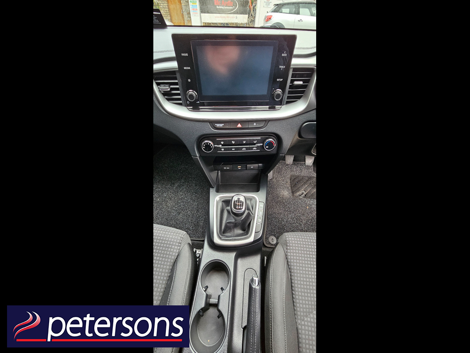 2021 Kia Ceed - image 23