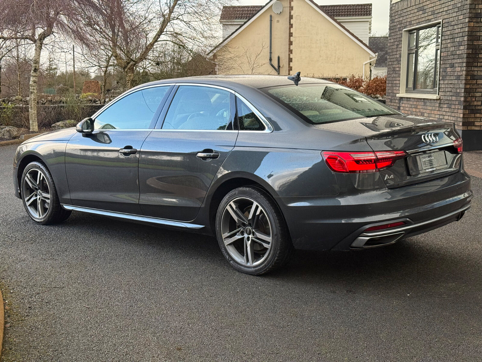 2021 Audi A4 30 TDI 136HP S Tronic SE €28,900