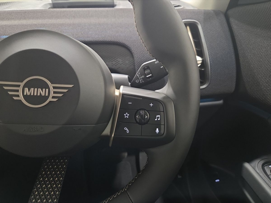 2026 MINI Countryman - image 14