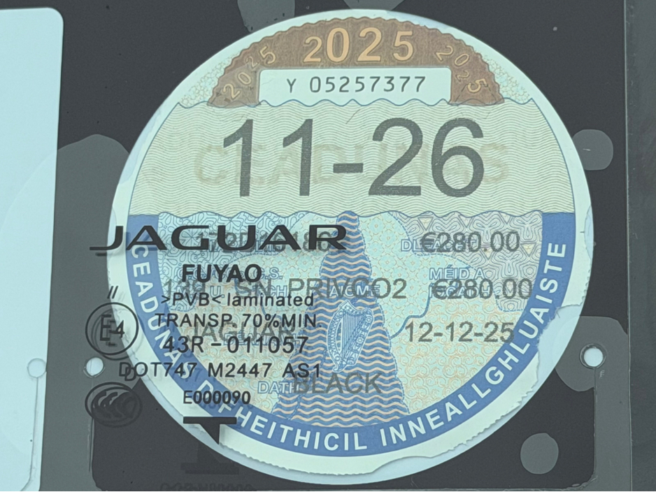 2017 Jaguar F-Pace - image 32