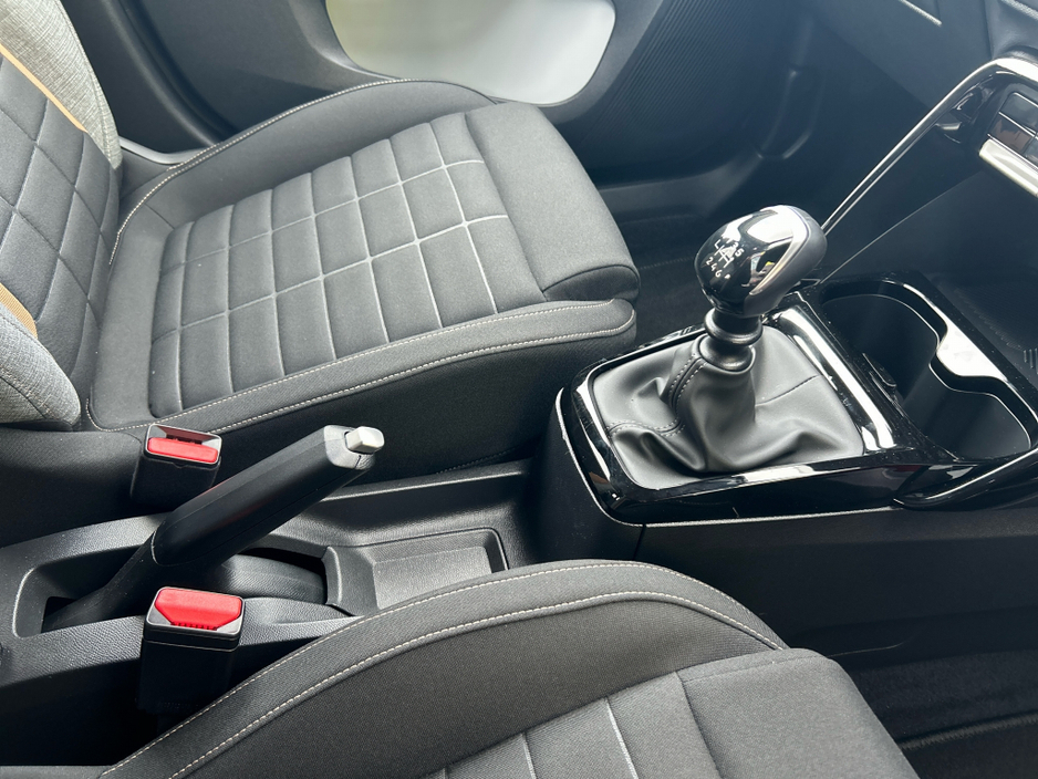 2026 Citroen C3 PLUS PURE TECH 100