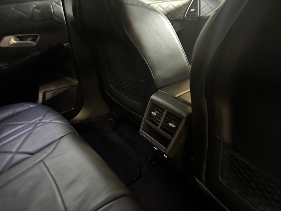 2023 DS Automobiles DS 7 Crossback - image 7
