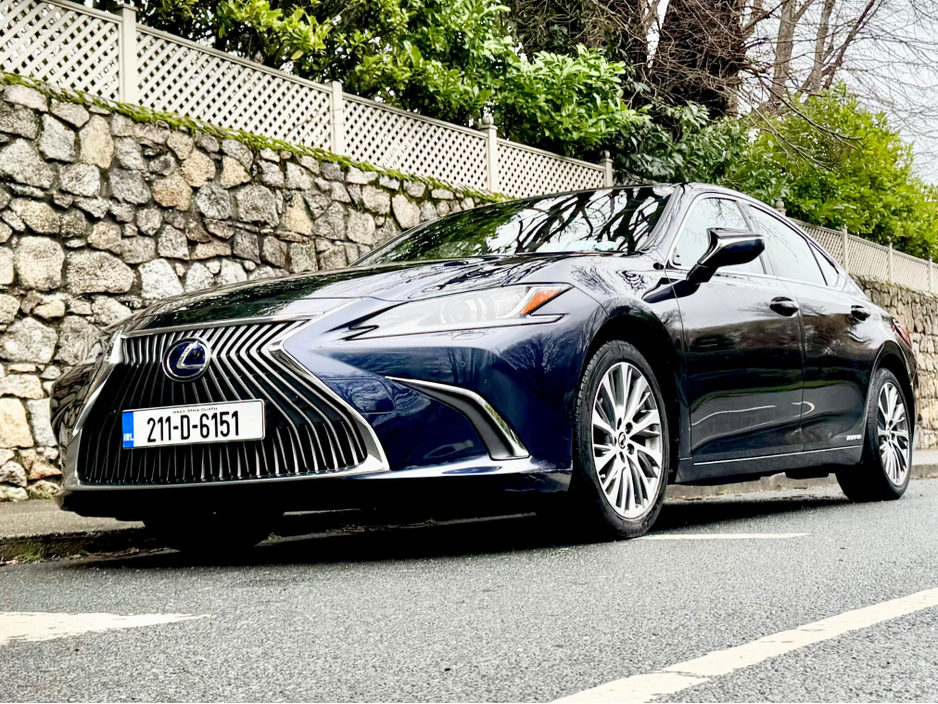 2021 Lexus ES 300 H DYNAMICS!! 1 YR HYBRID WARRANTY !! €29,900