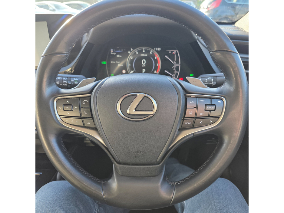 2023 Lexus ES 300 H ES300h Dynamic €43,950