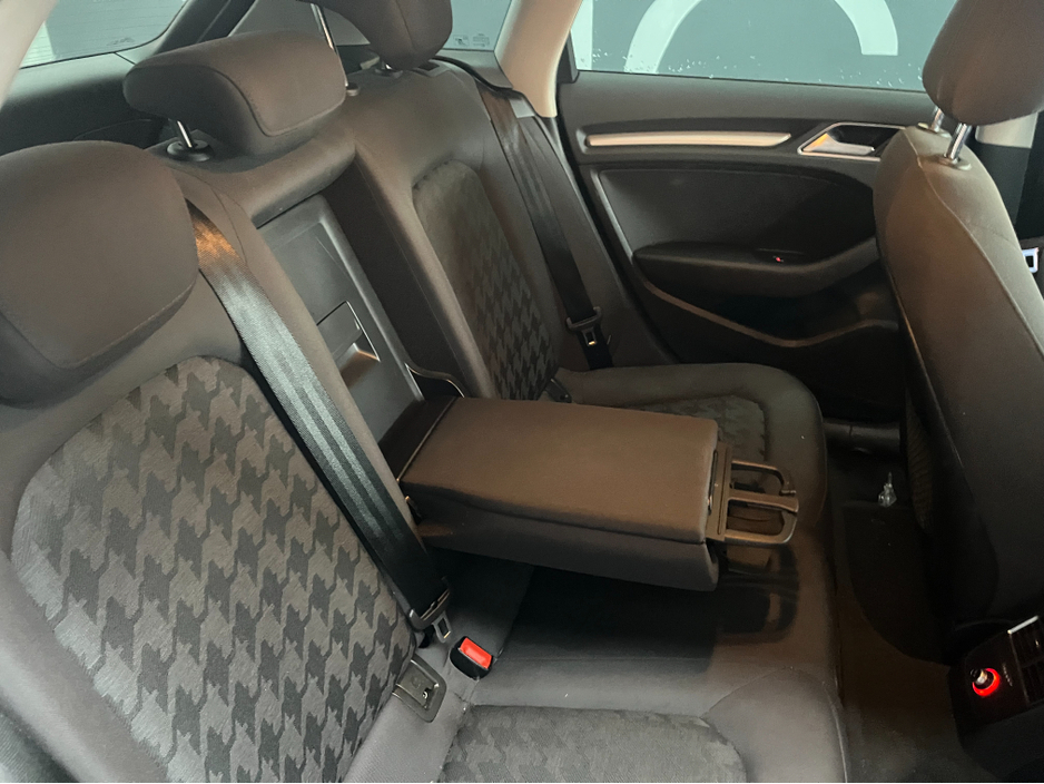 2016 Audi A3 - image 11