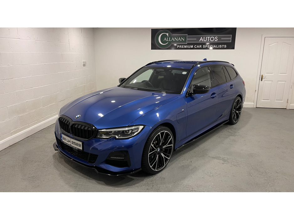 2021 BMW 3 Series - image 19