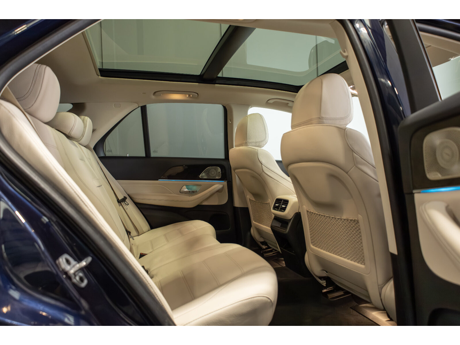 2022 Mercedes-Benz GLE Class - image 12