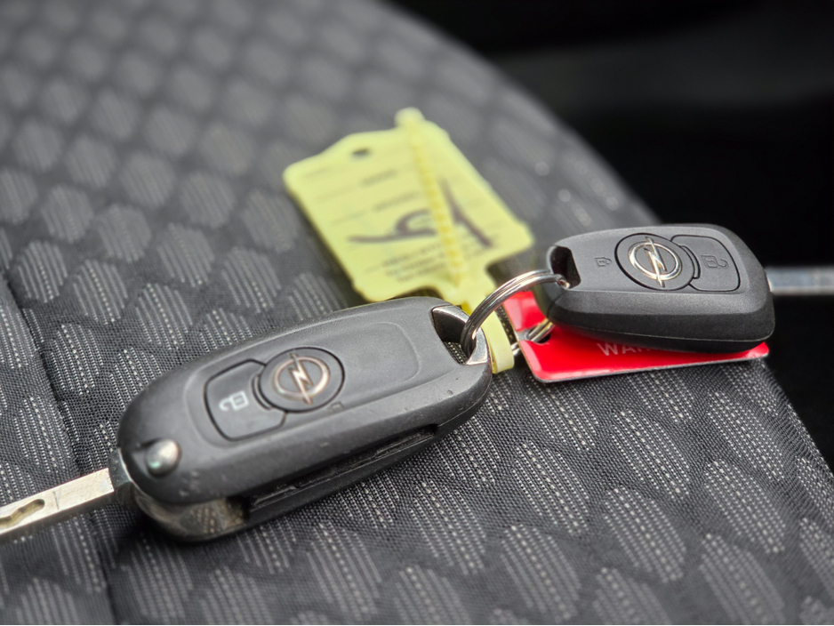 2019 Opel Astra - image 22