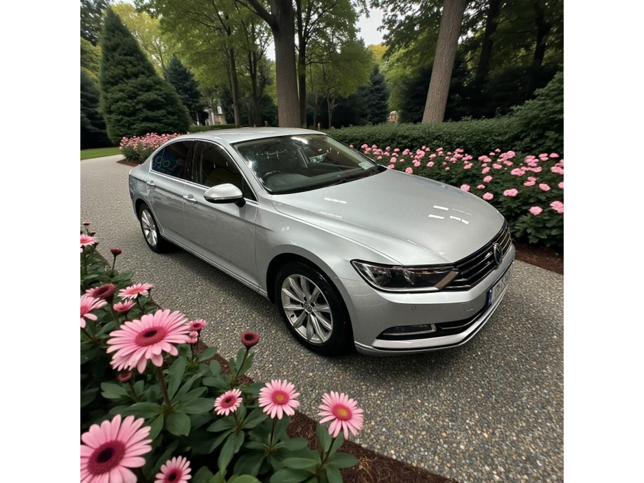 2017 Volkswagen Passat - image 15