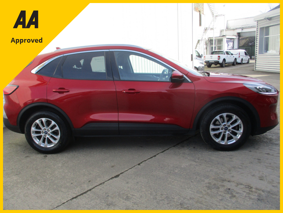 2022 Ford Kuga - image 9