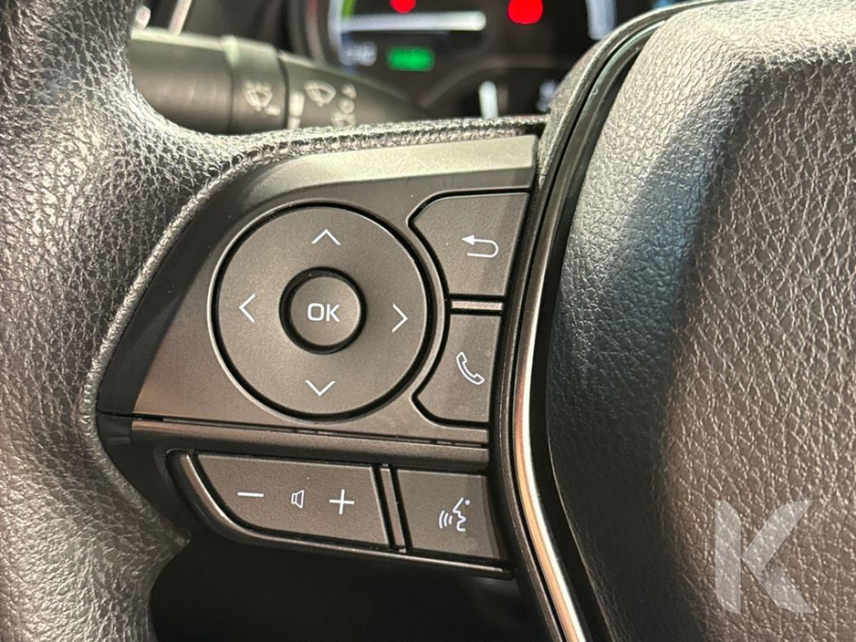 2022 Toyota Camry - image 16