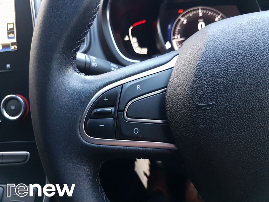 2020 Renault Grand Scenic 1.75 Blue dCi 120 EDC Iconic €21,995