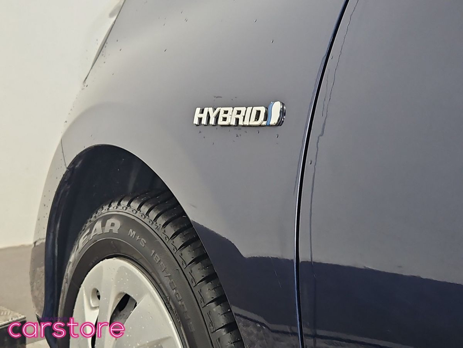 2019 Toyota Aqua - image 16