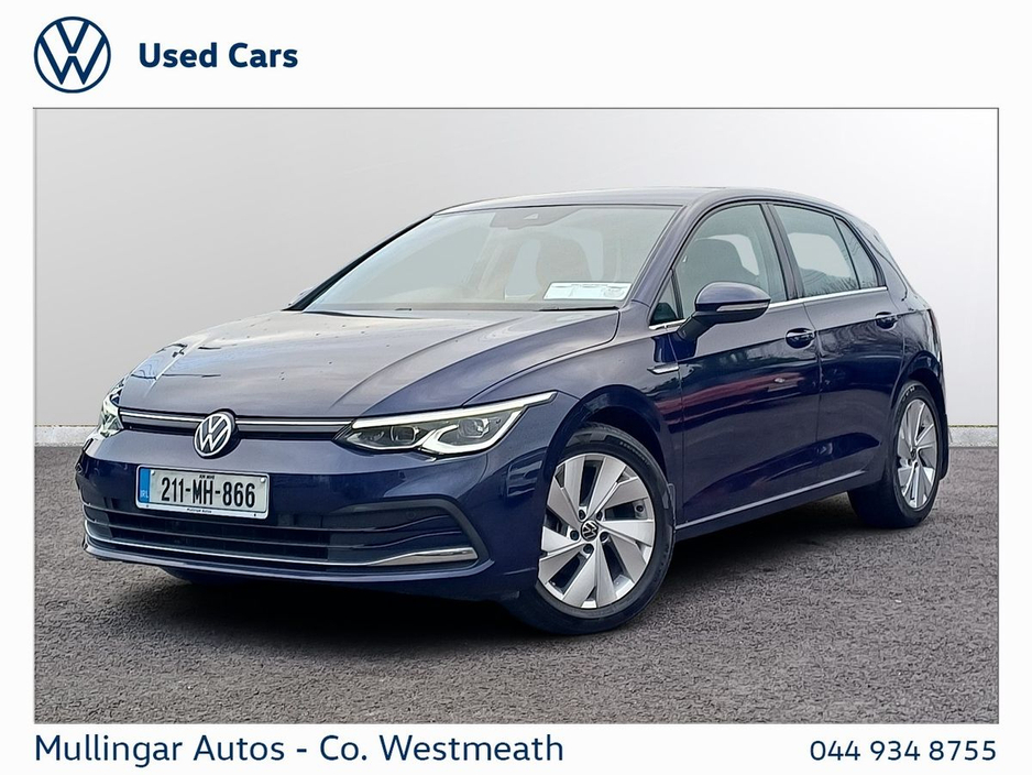 2021 Volkswagen Golf - image 12