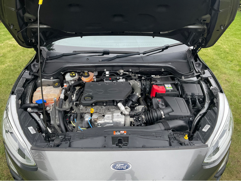 2018 Ford Focus - image 21