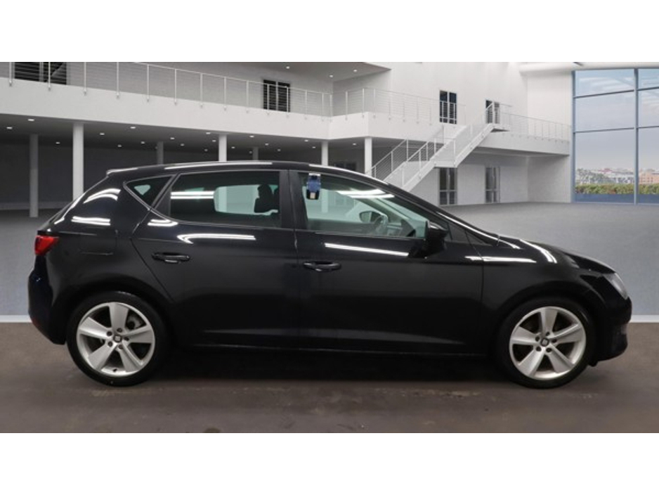 2015 SEAT Leon - image 4