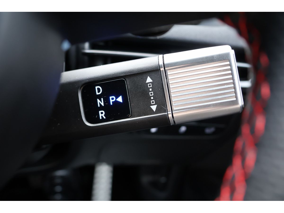 2025 Hyundai Tucson - image 13