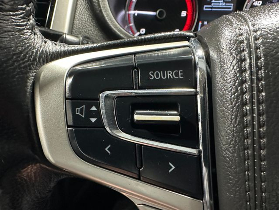 2020 Mitsubishi L200 - image 16