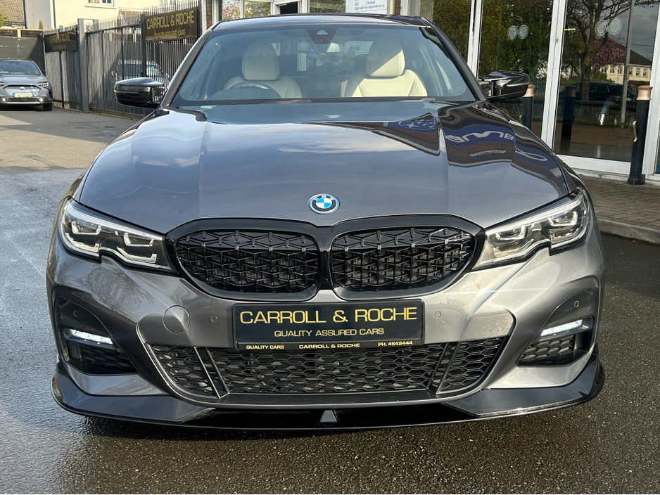 2021 BMW 3 Series - image 36