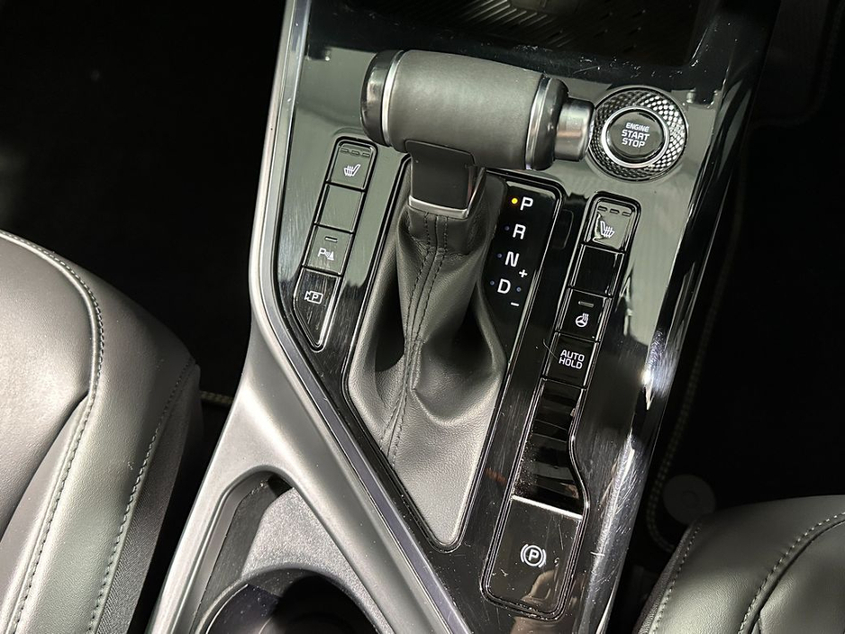 2024 Kia Niro - image 22