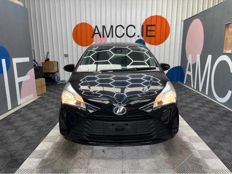 2018 Toyota Vitz - image 6