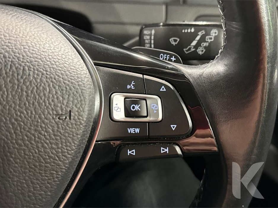 2019 Volkswagen Golf - image 13