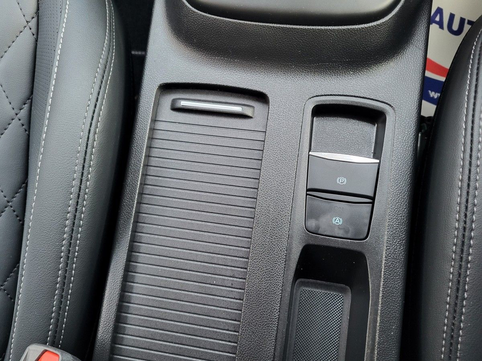 2022 Ford Focus 1.0L EcoBoost 125PS Active Vignale €24,500