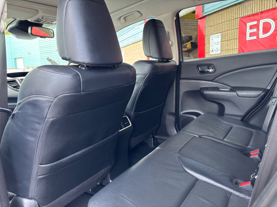 2016 Honda CR-V - image 14