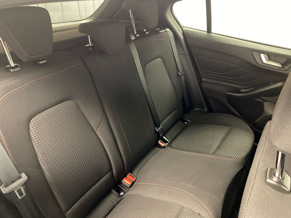 2023 Ford Focus - image 10