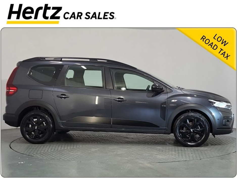 2023 Dacia Jogger - image 3