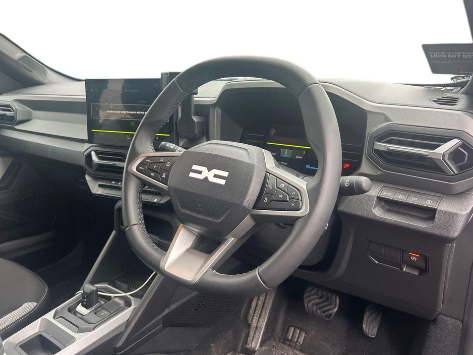 2026 Dacia Duster Journey HEV 155 E06X €35,740