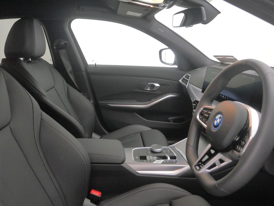 2025 BMW 3 Series 330e M Sport Saloon €54,900