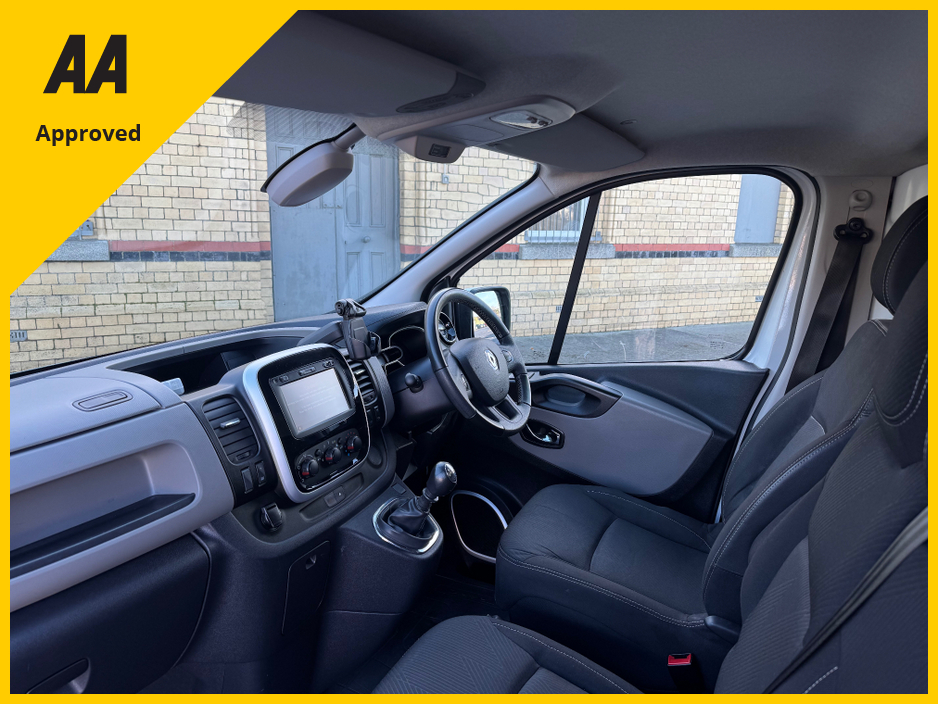 2019 Renault Trafic SPORT NAV  ENERGY 1.6DCI(NO VAT) *1 YEAR UNLIMITED MILEAGE WARRANTY* €13,900