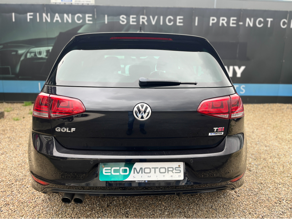 2016 Volkswagen Golf - image 5