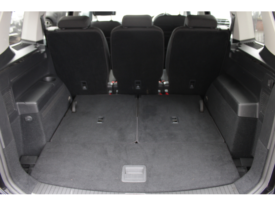 2019 Volkswagen Touran 2.0TDI 150BHP HIGHLINE 7 SEATER 5DR MPV AUTO // 1 OWNER WITH ONLY 99, 000 KM'S // BUY WITH CONFIDENCE AA AND SIMI APPROVED DEALER 2026 // FINANCE ARRANGED // ALL TRADE INS WELCOME // €23,950