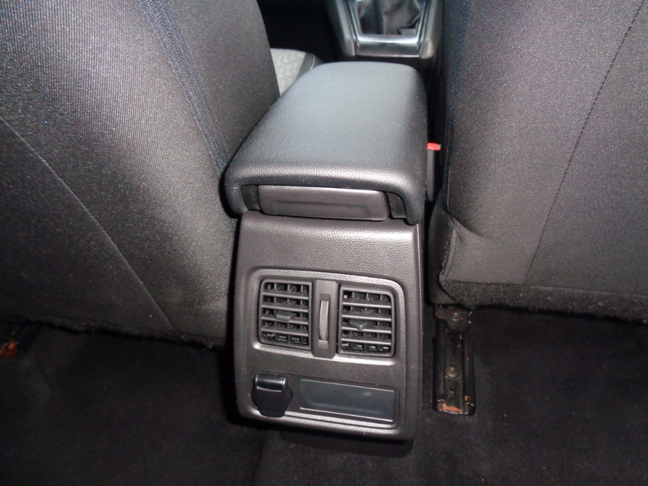 2022 Renault Captur - image 9