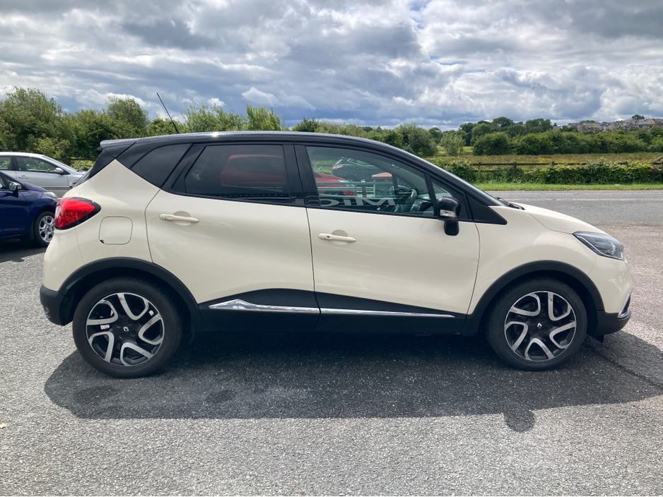 2015 Renault Captur - image 4
