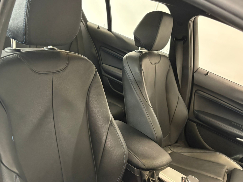 2019 BMW 1 Series - image 13