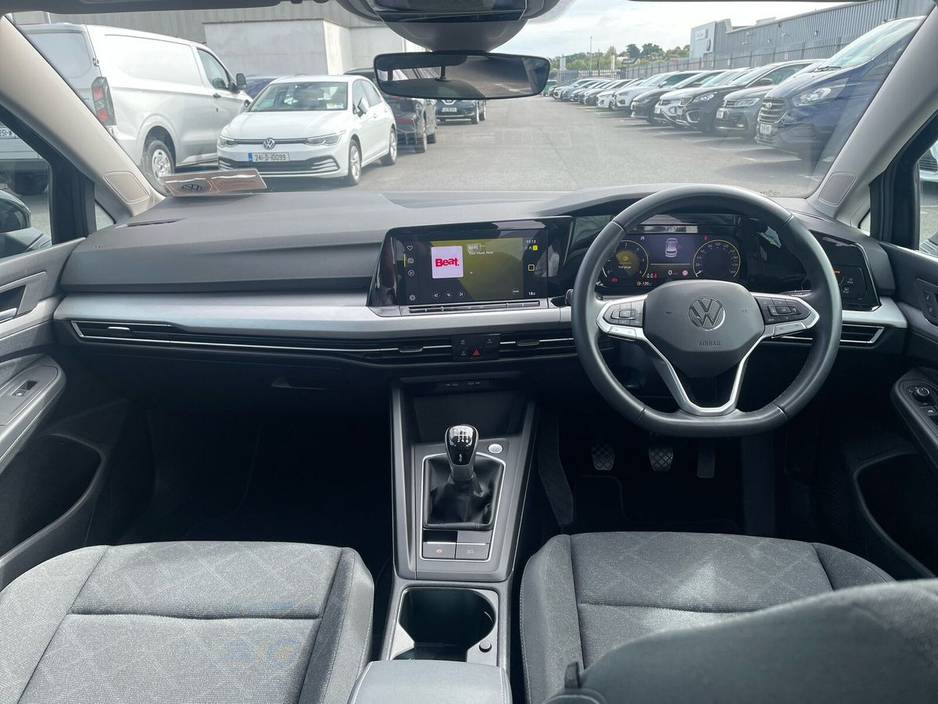 2024 Volkswagen Golf 2.0 TDI 115HP Life €27,475