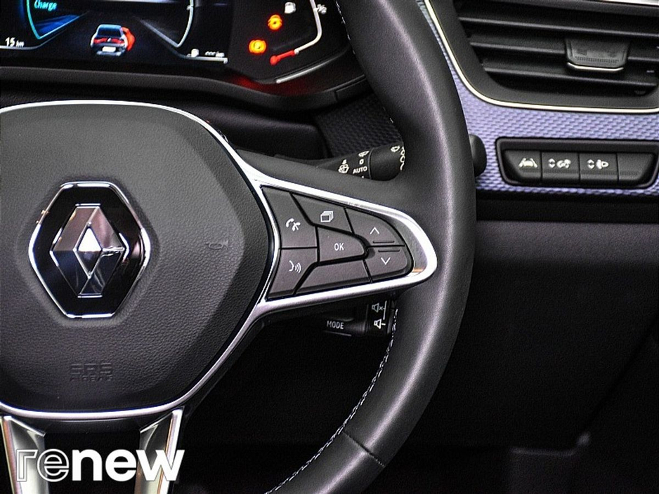 2022 Renault Arkana - image 24