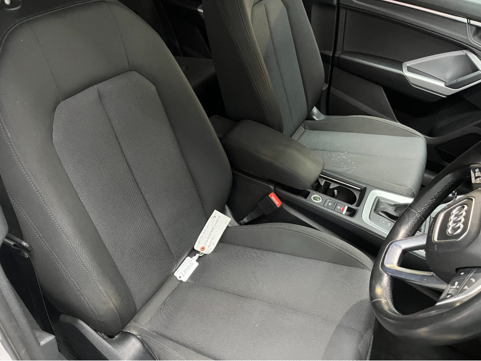 2020 Audi Q3 €30950! 2020 AUDI Q3 35TDI QUATTRO ADVANCED 2.0 AUTOMATIC / CRUISE CONTROL / 360° PARKING CAMERA / ELECTRIC HEATED SEATS / PADDLE SHIFTERS / APPLE CARPLAY €30,950