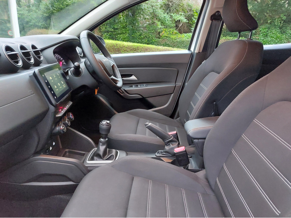 2023 Dacia Duster EXPRESSION BLUE DCI 115 4X2 NB €18,995