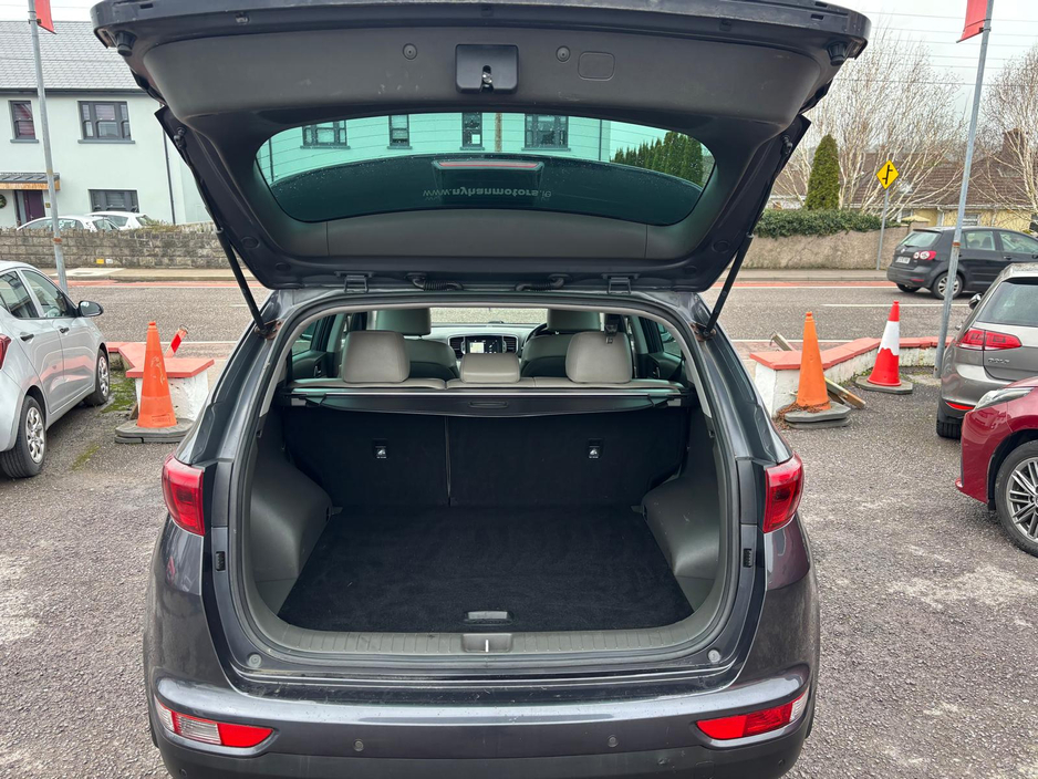 2017 Kia Sportage - image 14