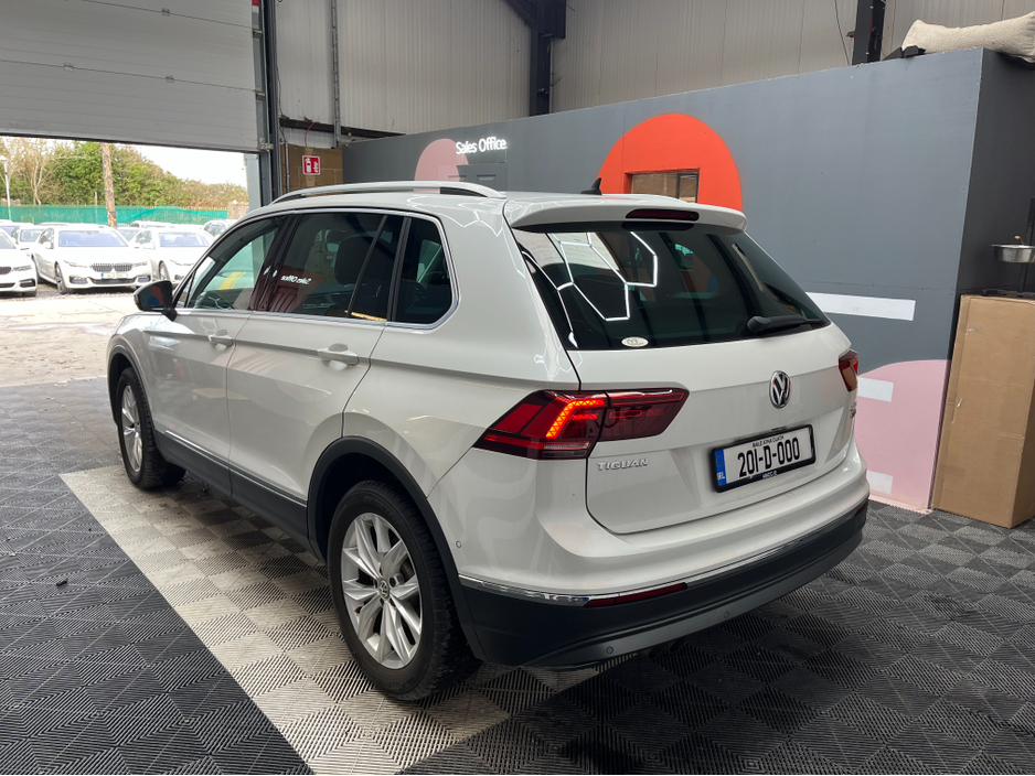 2020 Volkswagen Tiguan - image 4