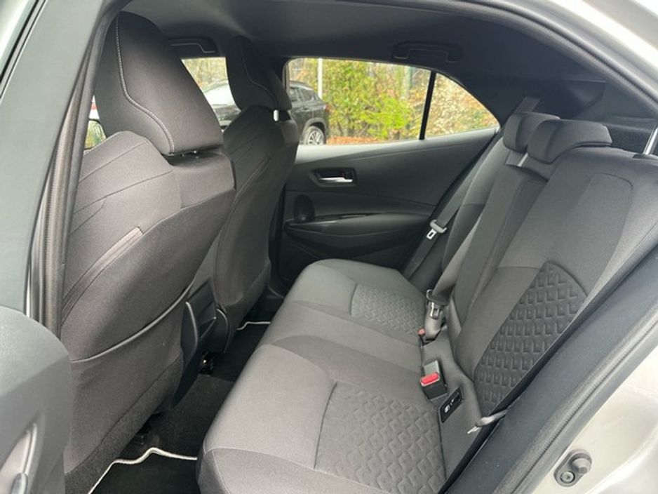 2022 Toyota Corolla - image 7