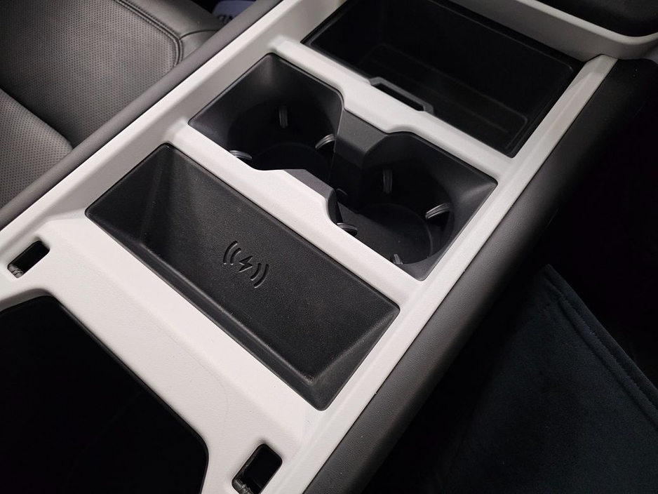 2025 Land Rover Defender - image 14