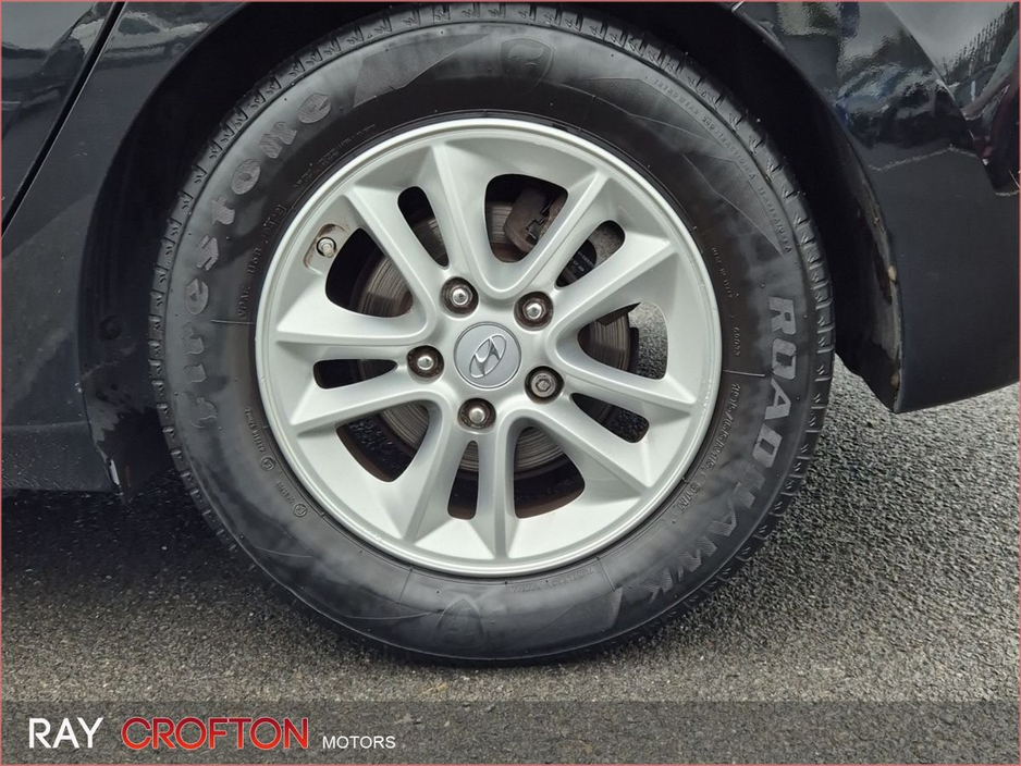 2016 Hyundai i30 1.6 Diesel Deluxe €7,950