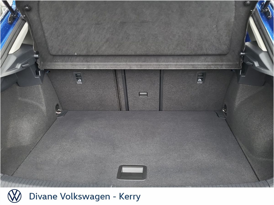 2022 Volkswagen T-Roc LIFE 2.0 TDI 116 BHP €26,950